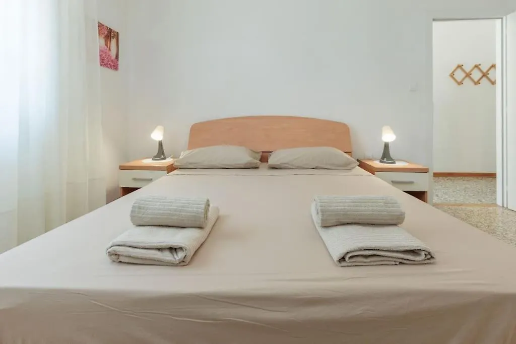 Jesolo Budget! Free Parking 1 Comodo Appartamento Italy