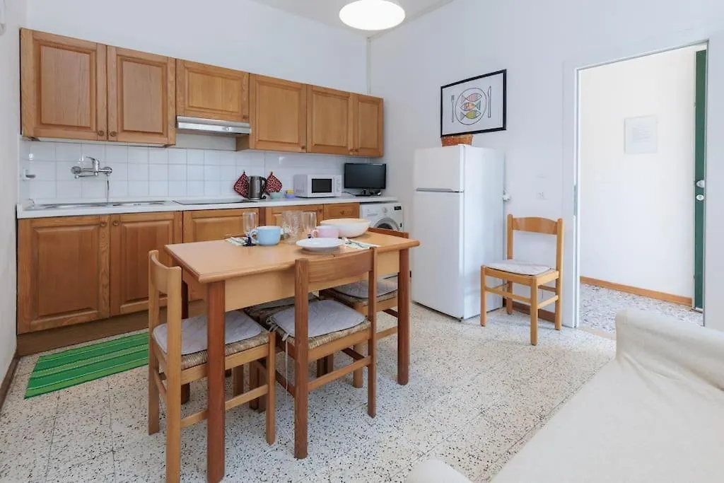 Jesolo Budget! Free Parking 1 Comodo Appartamento 0*, Lido di Jesolo Italy