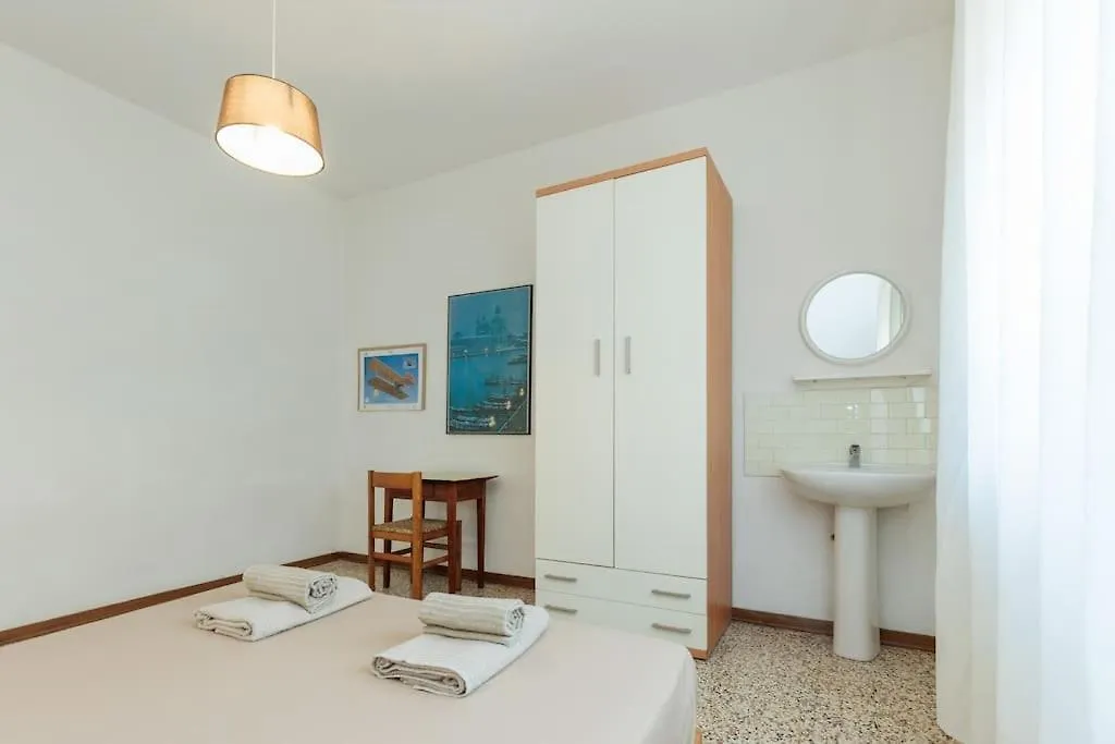 Jesolo Budget! Free Parking 1 Comodo Appartamento Italy