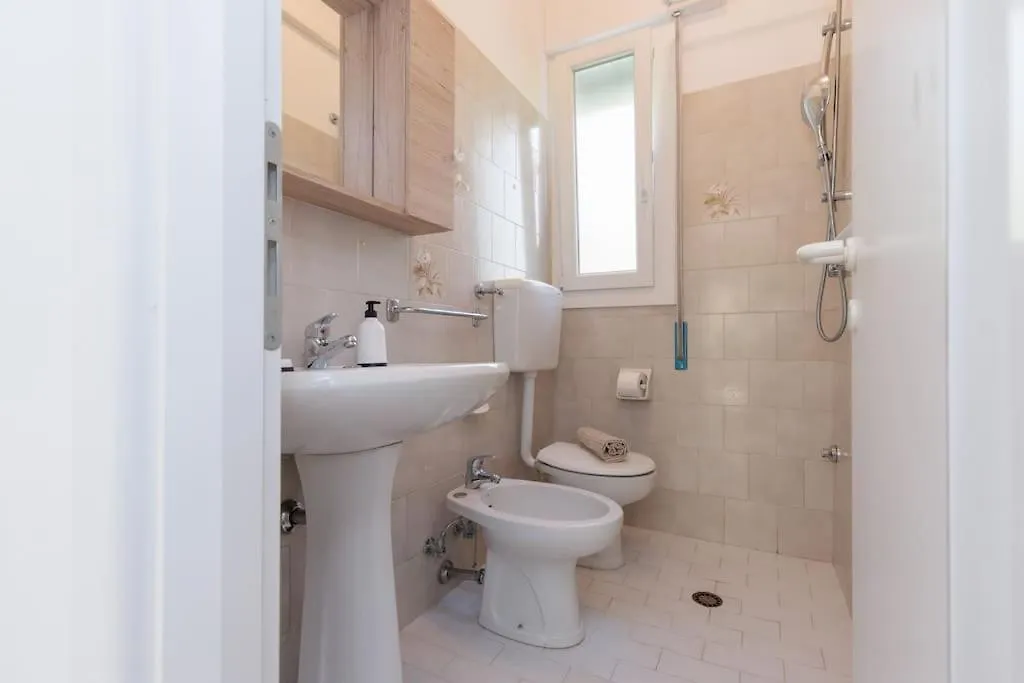 Apartment Jesolo Budget! Free Parking 1 Comodo Appartamento
